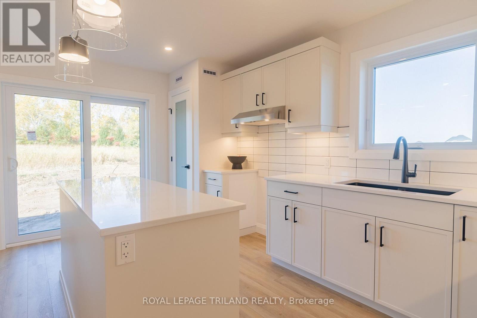 138 Benjamin Parkway, St. Thomas, Ontario  N5R 0R1 - Photo 13 - X13544440