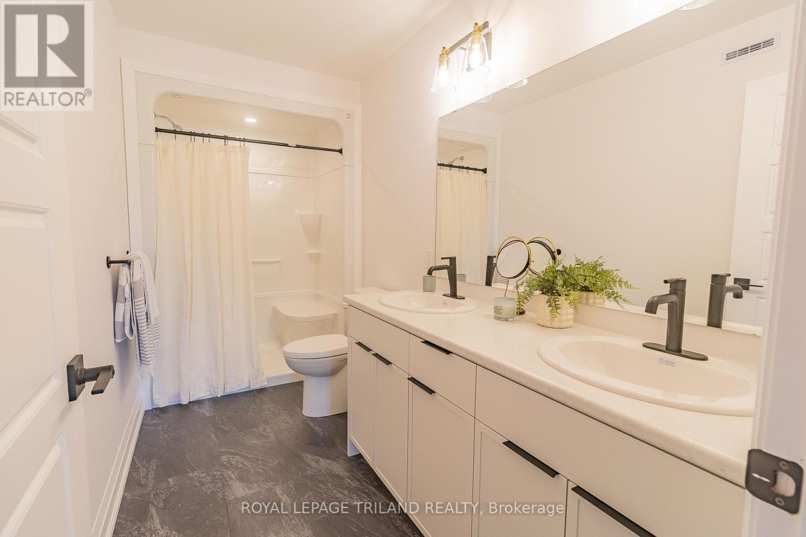 138 Benjamin Parkway, St. Thomas, Ontario  N5R 0R1 - Photo 19 - X13544440