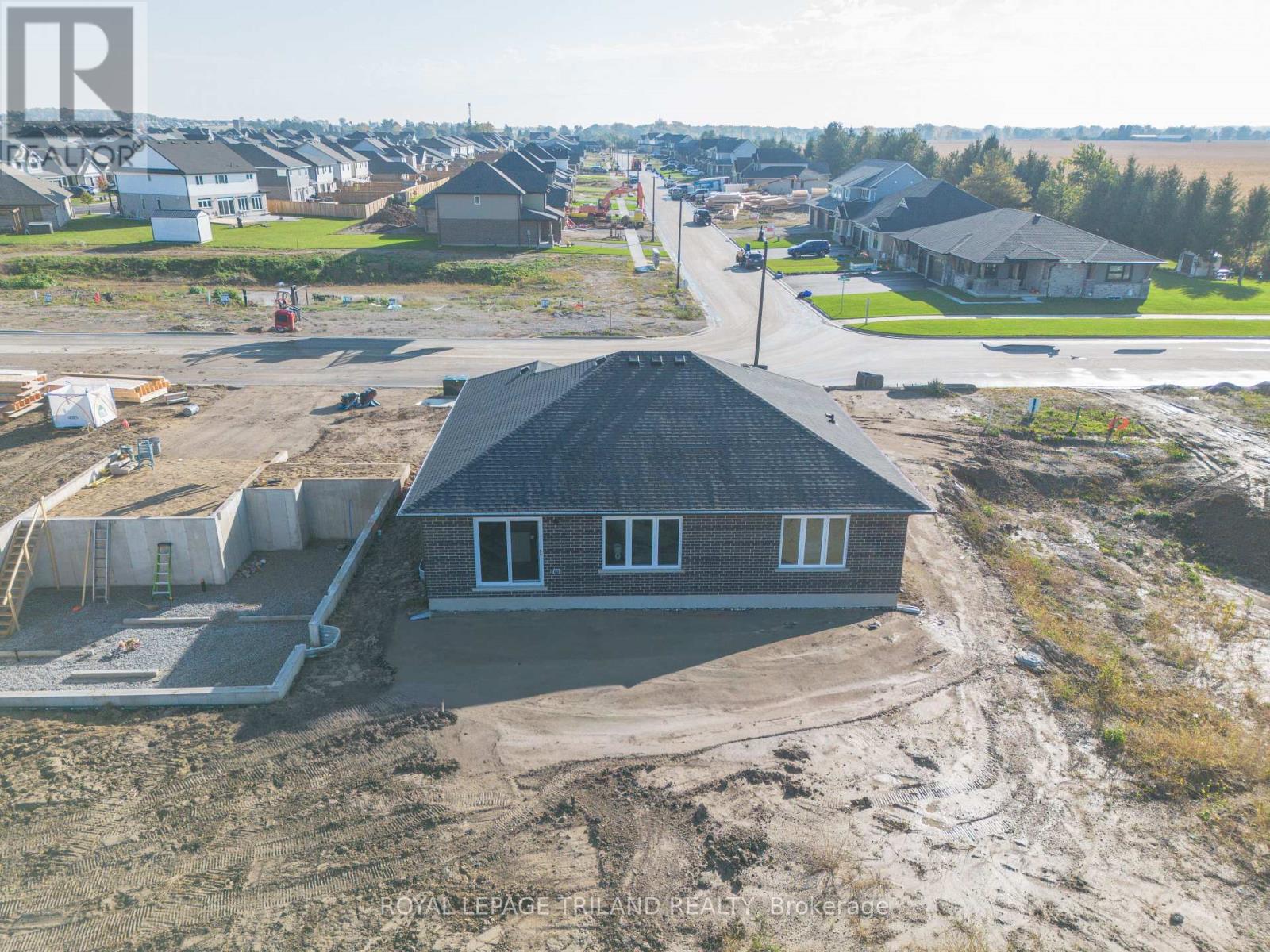 138 Benjamin Parkway, St. Thomas, Ontario  N5R 0R1 - Photo 30 - X13544440