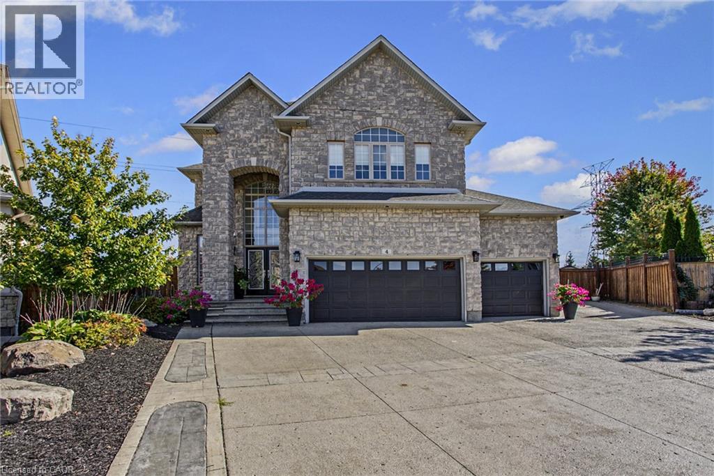 4 PLAYFAIR Court, Ancaster, Ontario