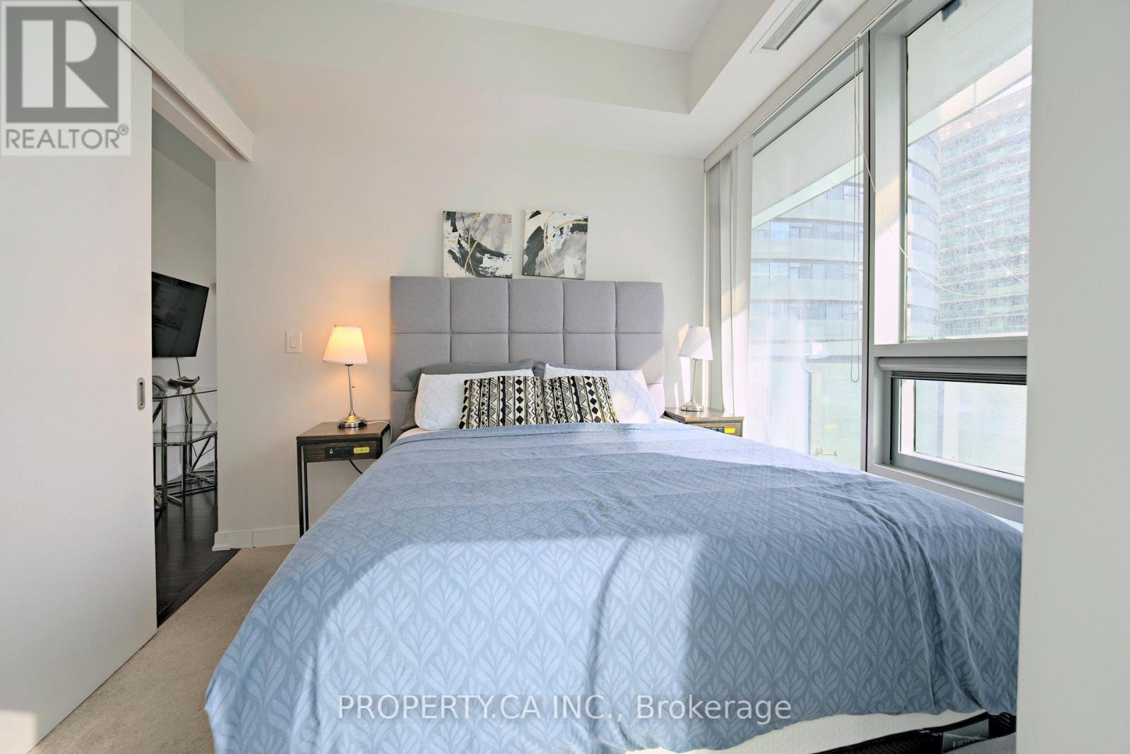 1908 - 14 York Street S, Toronto, Ontario  M5J 0B1 - Photo 8 - C14029624
