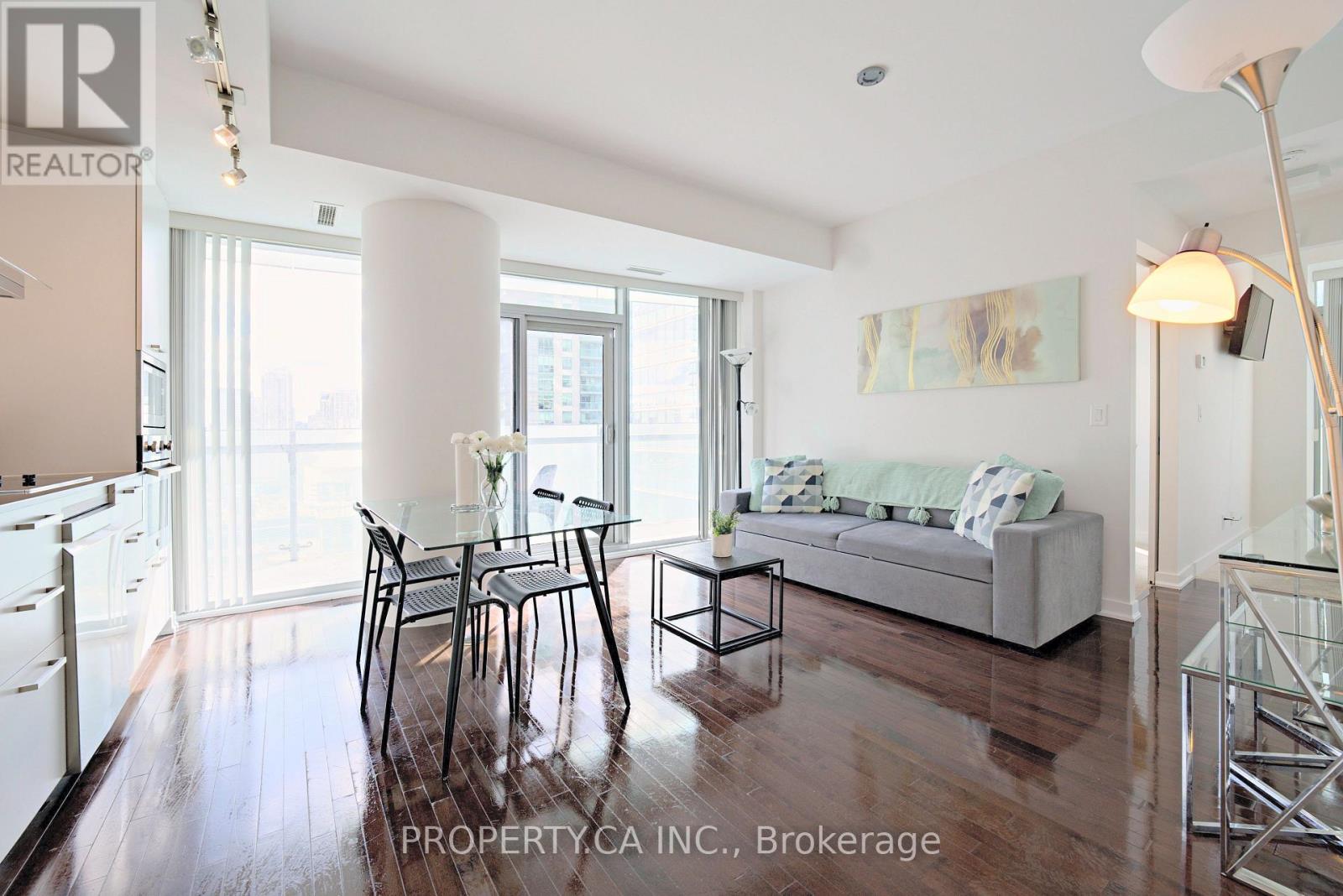 1908 - 14 YORK STREET S, Toronto, Ontario