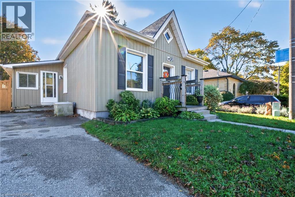 191 St. Paul Avenue, Brantford, Ontario  N3T 4G6 - Photo 2 - 40870613
