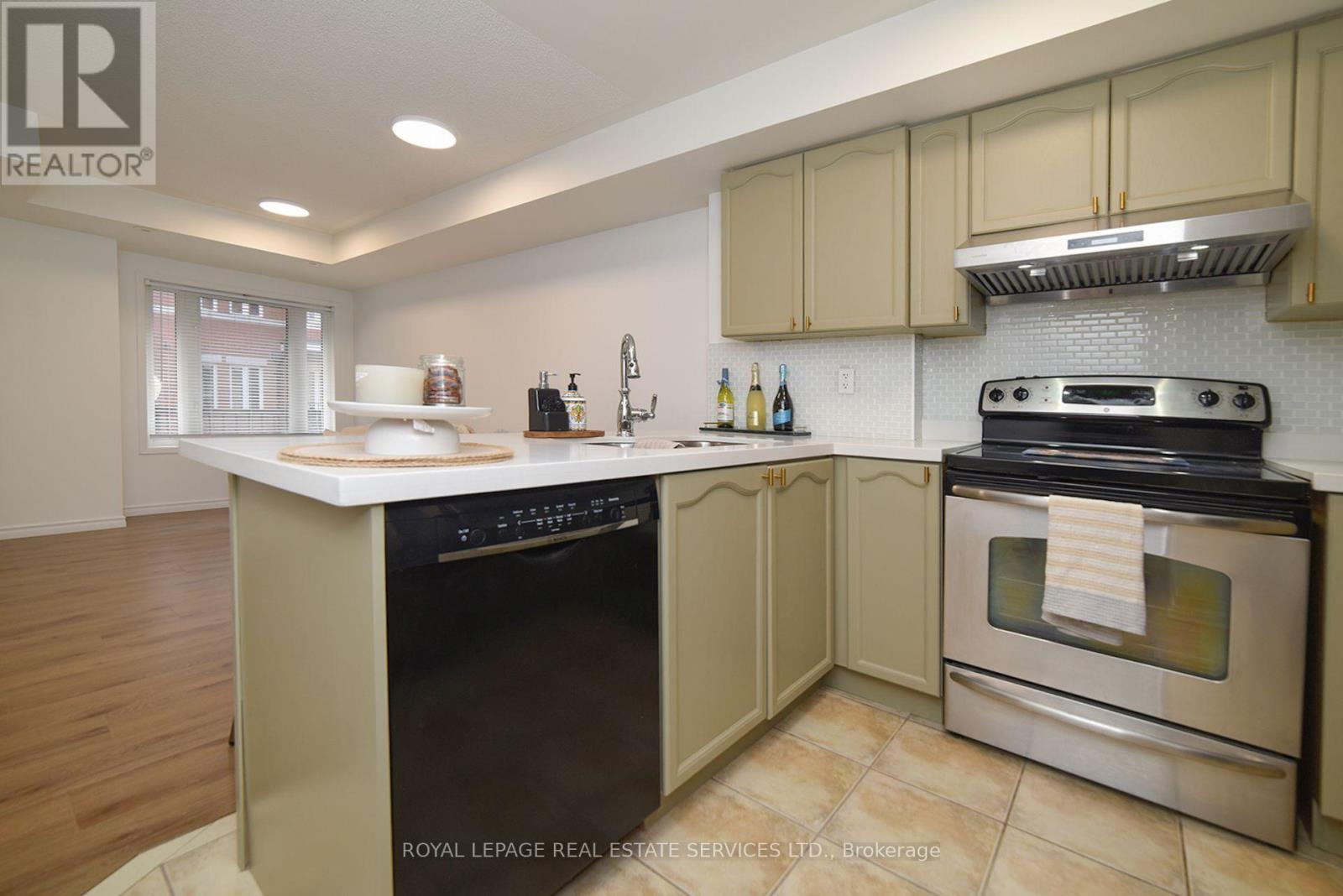 359 - 312 John Street, Markham, Ontario  L3T 0A7 - Photo 17 - N13822746