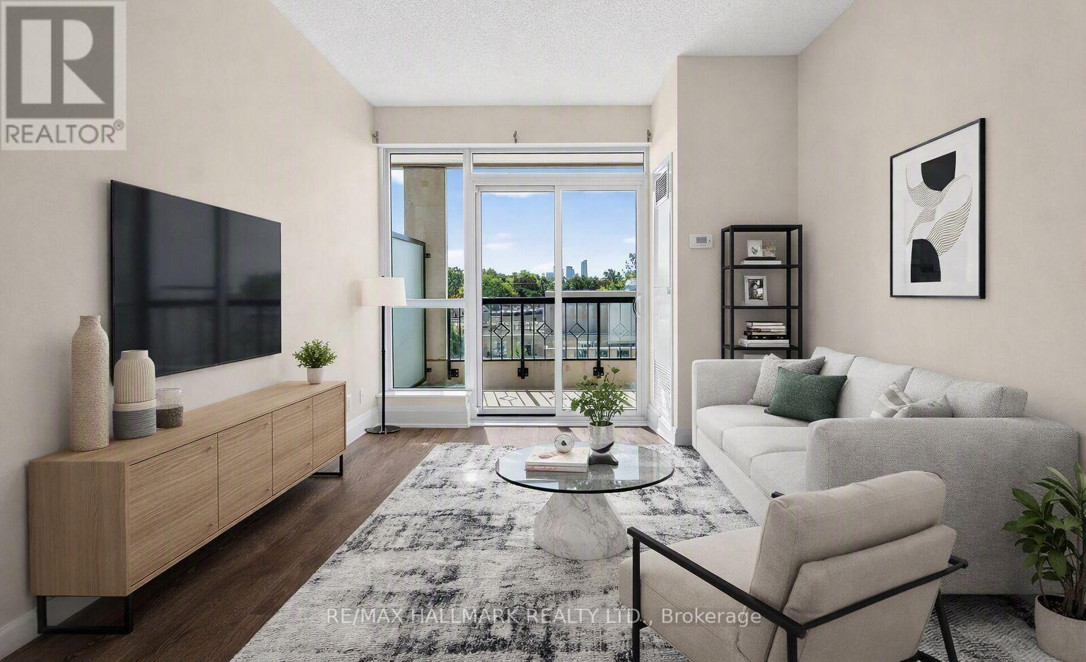 711 - 2 Old Mill Drive, Toronto, Ontario  M6S 0A2 - Photo 4 - W13656298