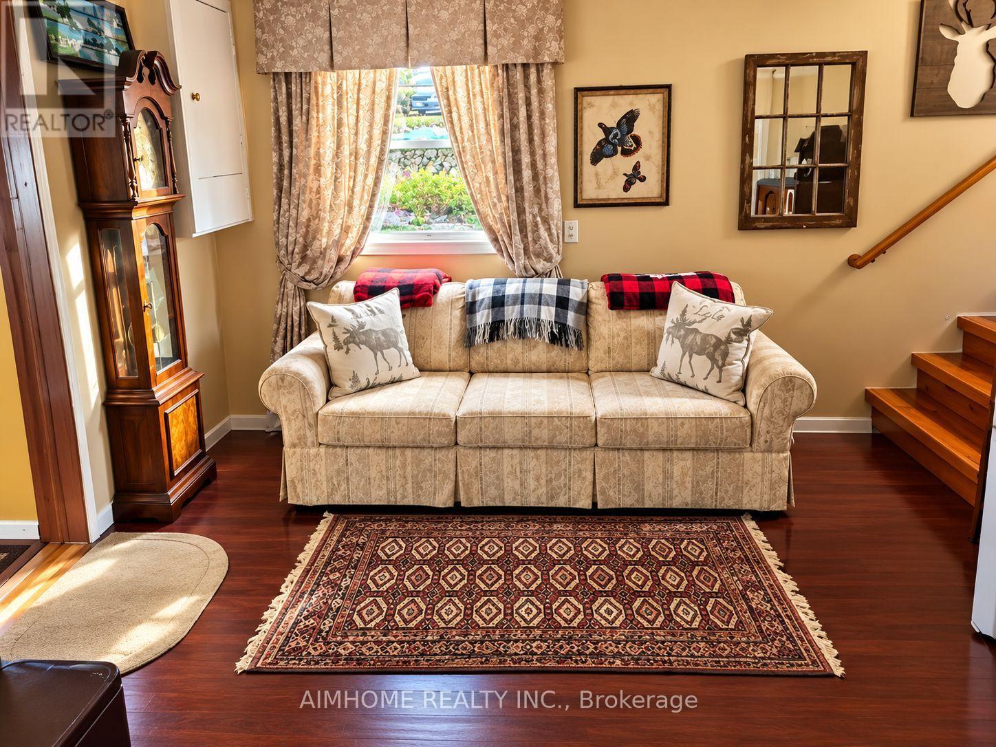 18 Ahmic Lake Road, Magnetawan, Ontario  P0A 1A0 - Photo 3 - X13859736