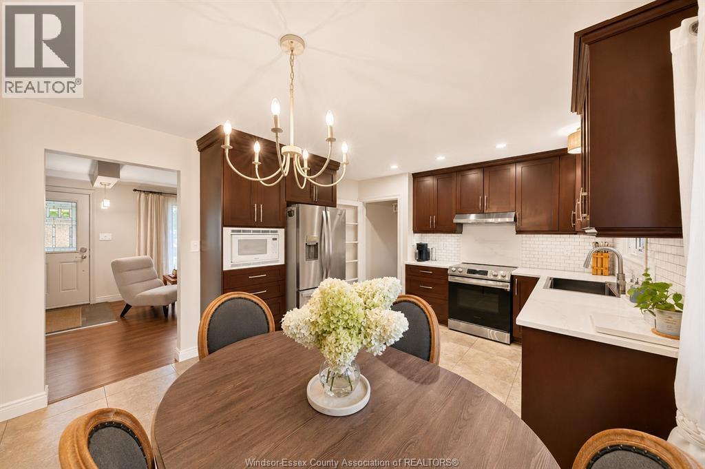 4255 Longfellow, Windsor, Ontario  N9G 2B5 - Photo 4 - 26025206
