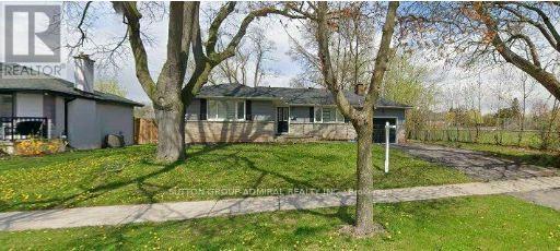 4447 SPRUCE AVENUE, Burlington, Ontario