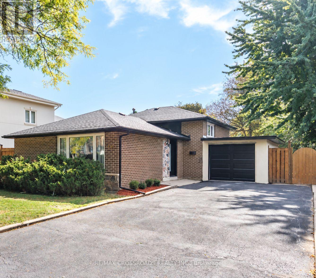 184 LAVEROCK AVENUE, Richmond Hill, Ontario