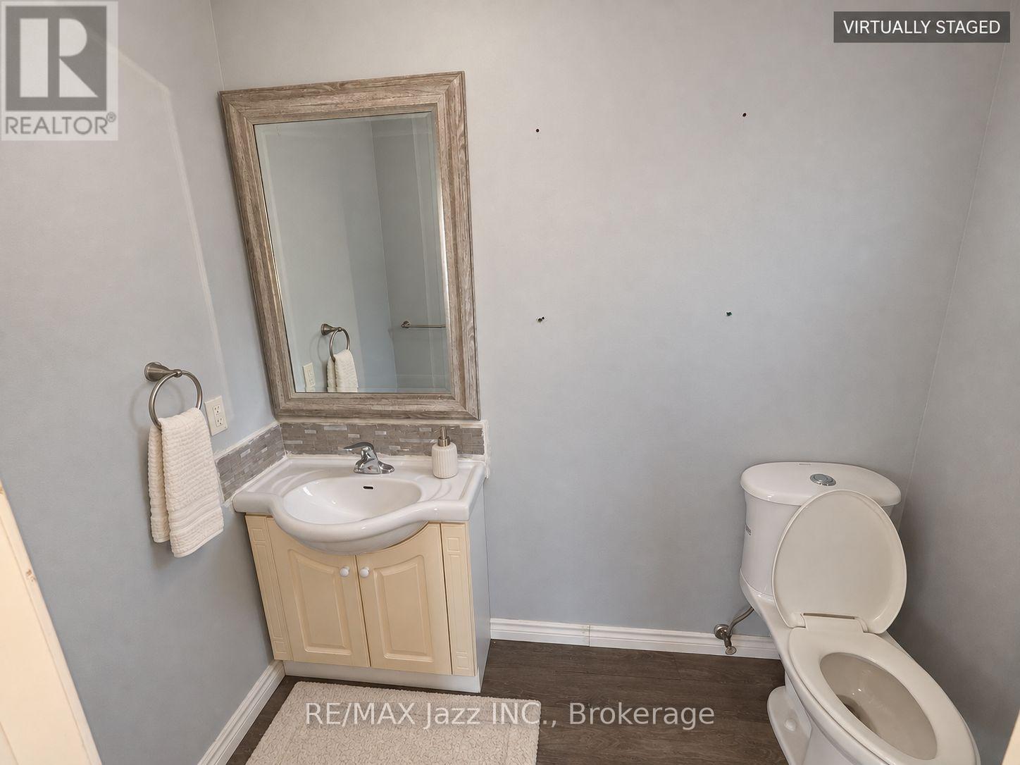 677 Grandview Drive, Oshawa, Ontario  L1H 7V9 - Photo 10 - E14030476