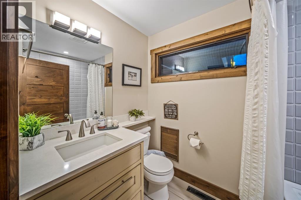 115 Spray Avenue, Banff, Alberta  T1L 1H1 - Photo 18 - A2351634