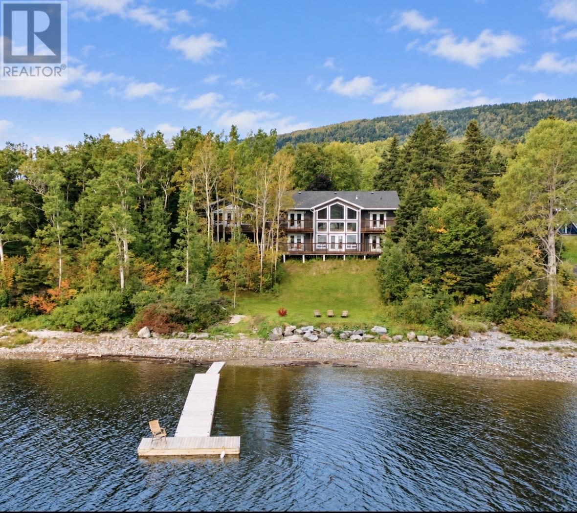20 Lakeside Drive, Humber Valley Resort — photo 3