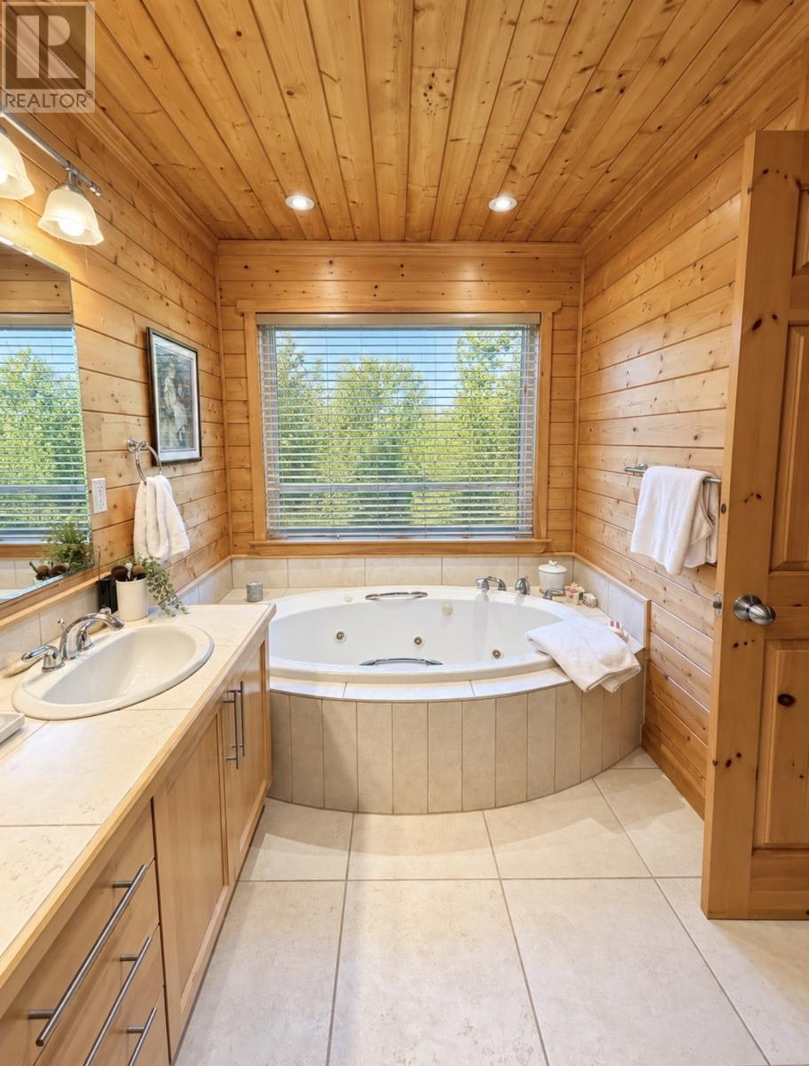20 Lakeside Drive, Humber Valley Resort — photo 31