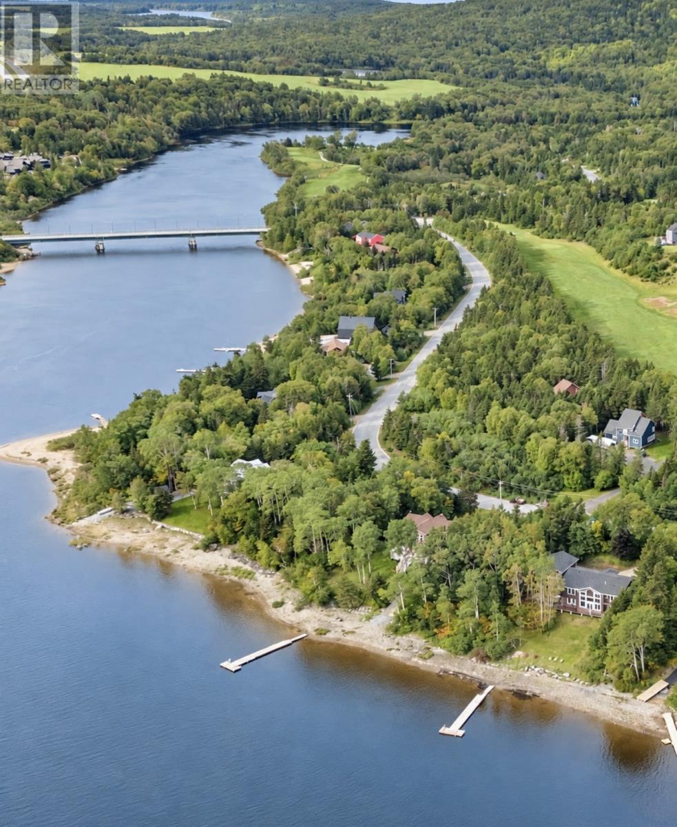 20 Lakeside Drive, Humber Valley Resort — photo 4
