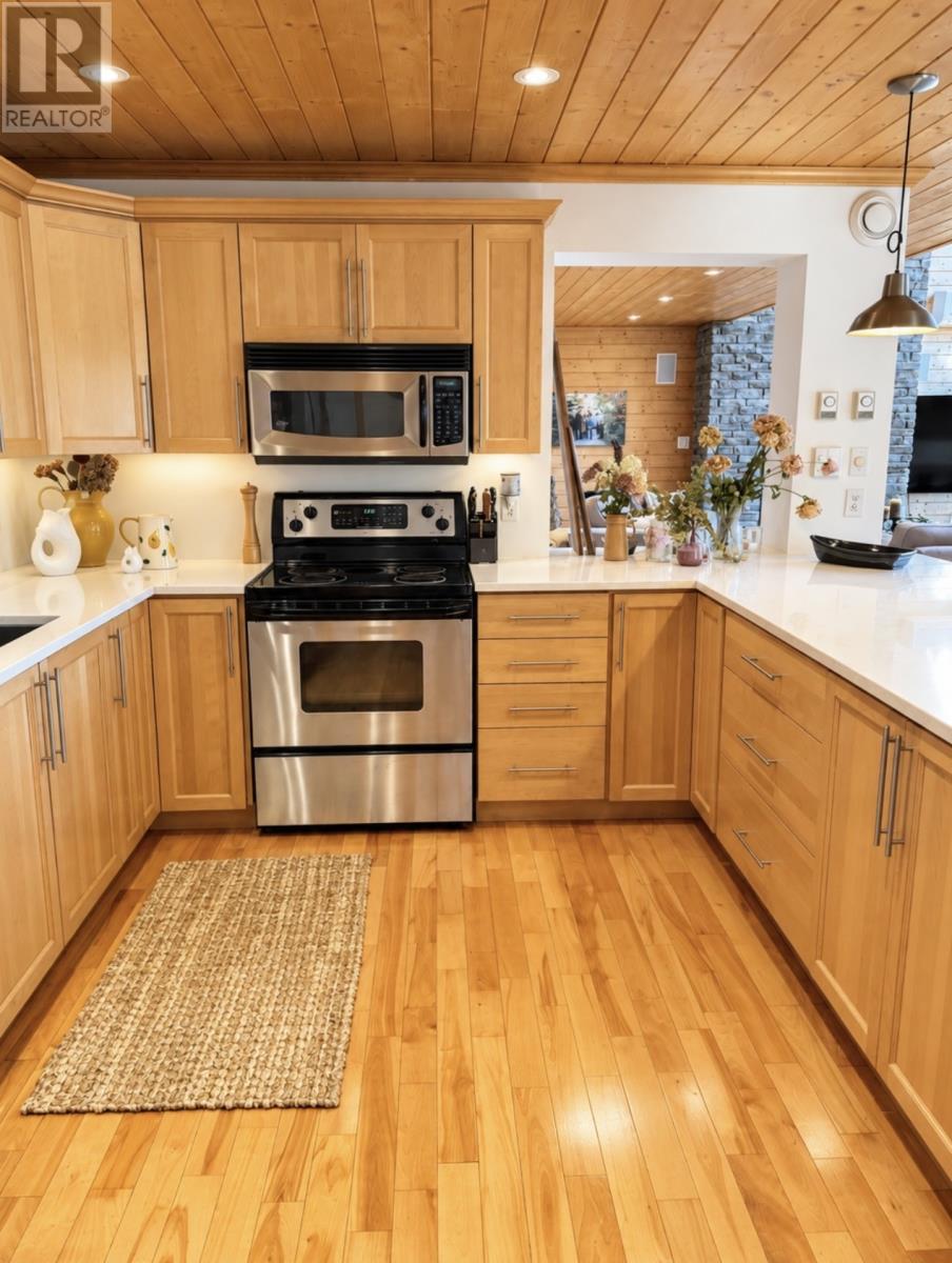 20 Lakeside Drive, Humber Valley Resort — photo 9