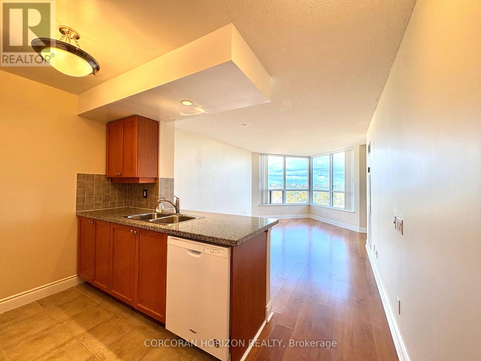 2513 - 10 Northtown Way, Toronto, Ontario  M2N 7L4 - Photo 3 - C14030408