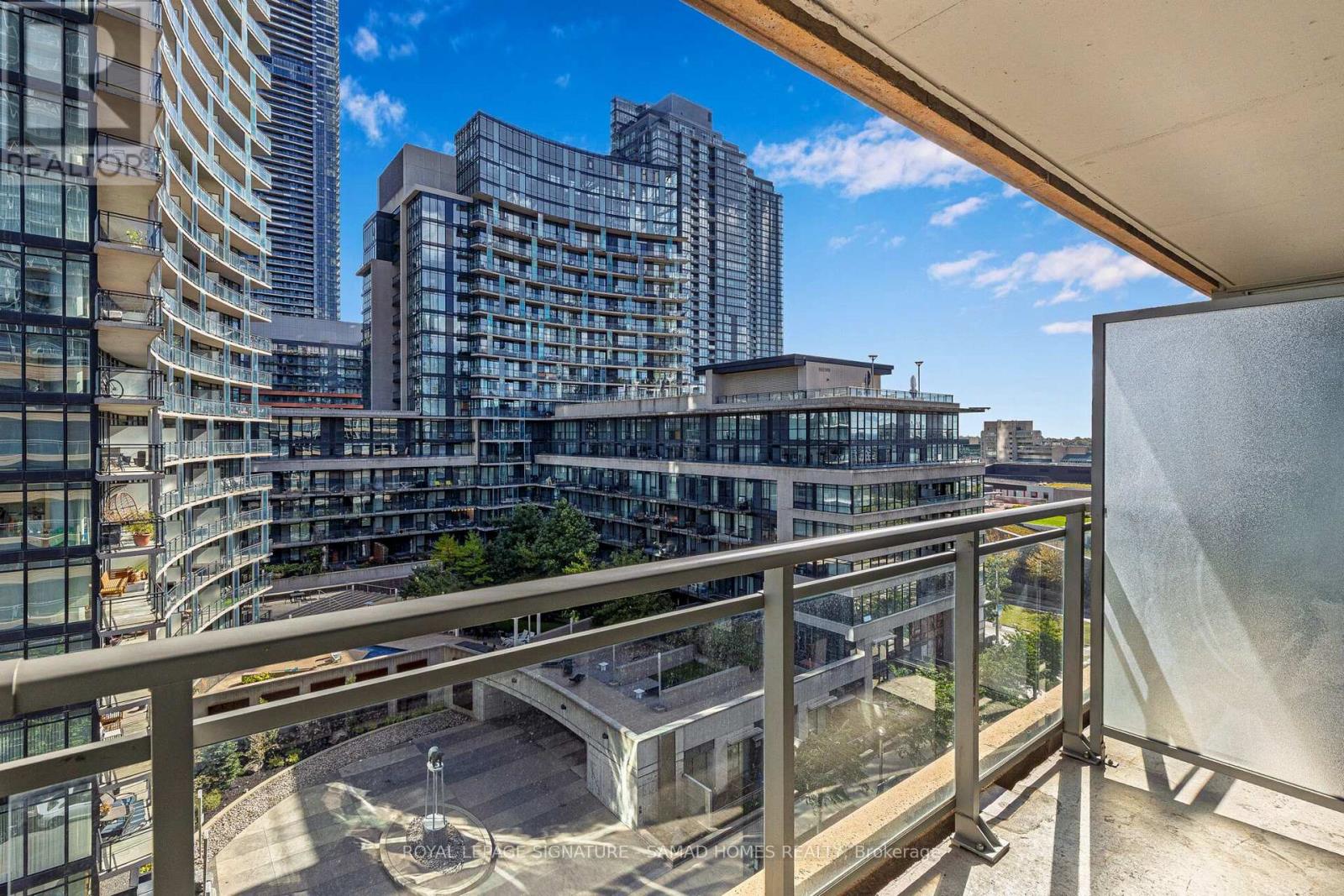 652 - 10 Capreol Court, Toronto, Ontario  M5V 4B3 - Photo 16 - C14030430