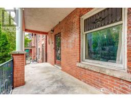 28 CONCORD AVENUE, Toronto, Ontario
