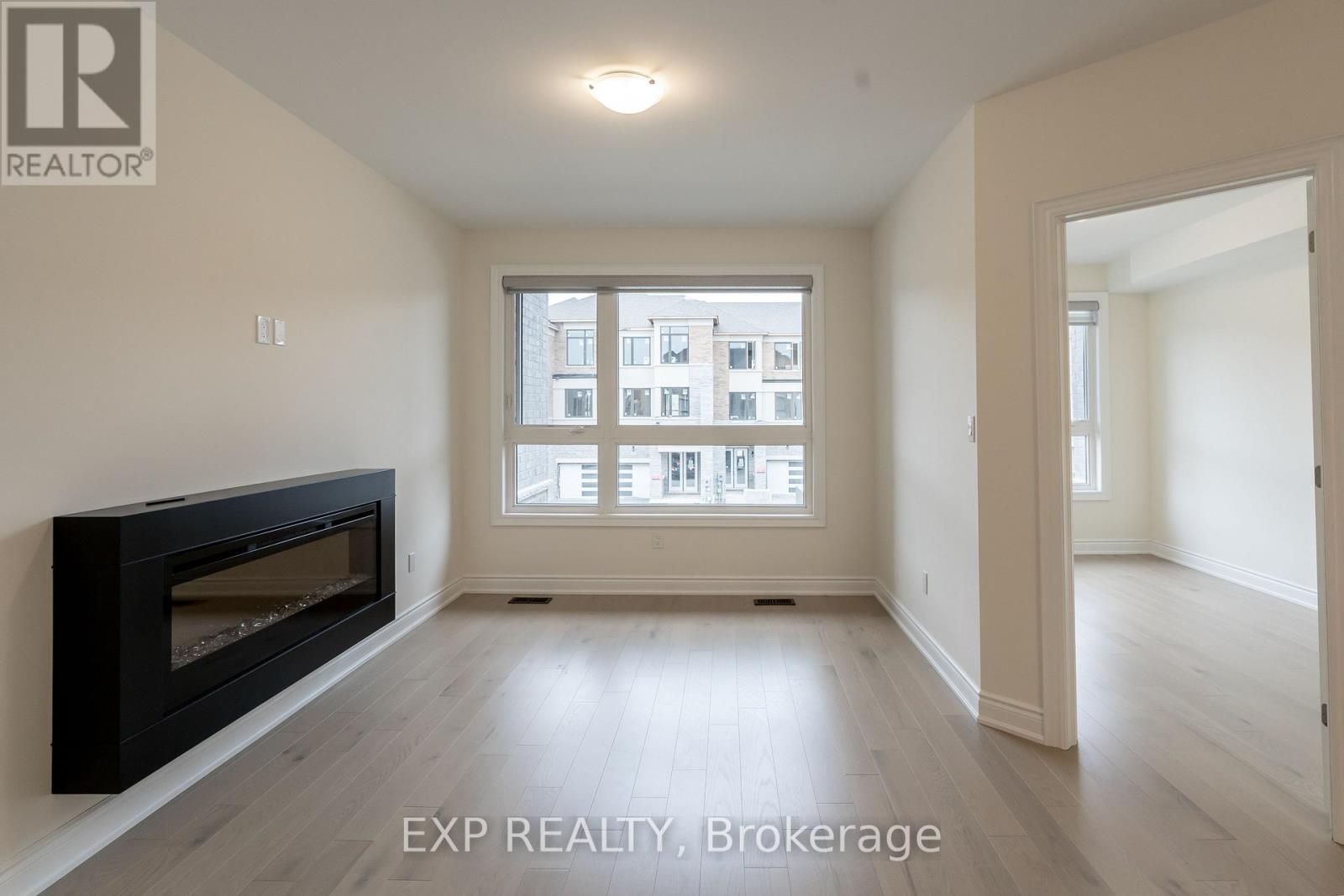 510 New England Court, Newmarket, Ontario  L3X 0M6 - Photo 4 - N14030390