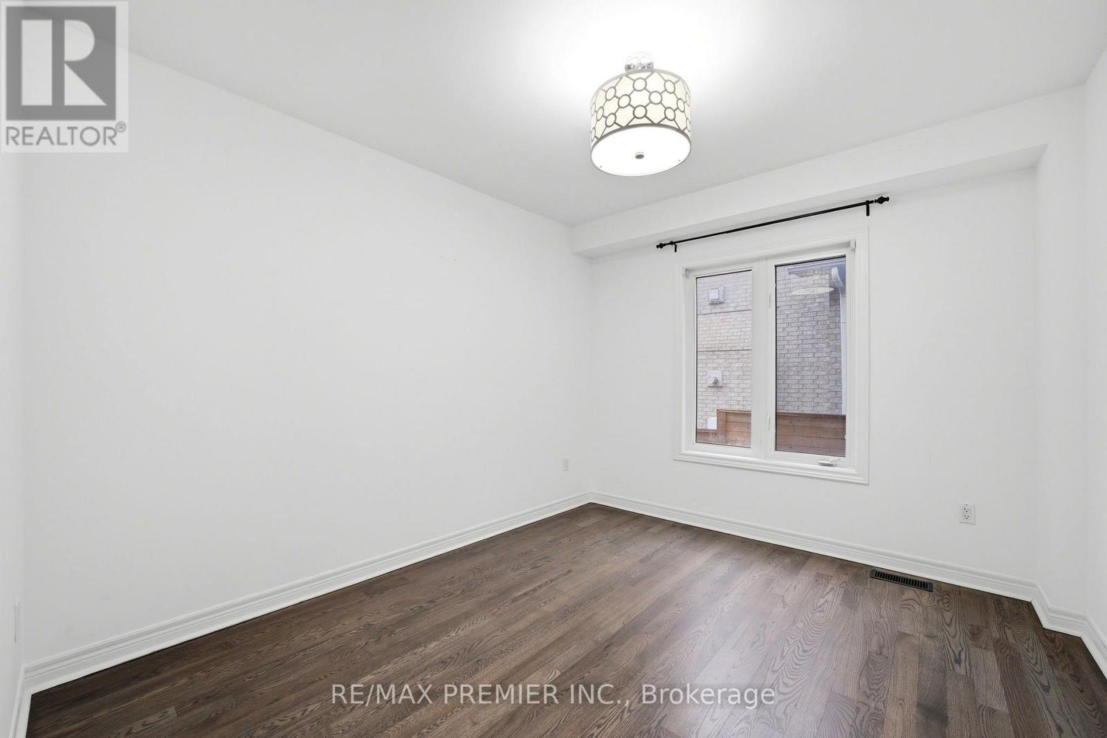 16 St Michele Place, Vaughan, Ontario  L4H 1H3 - Photo 18 - N14030500