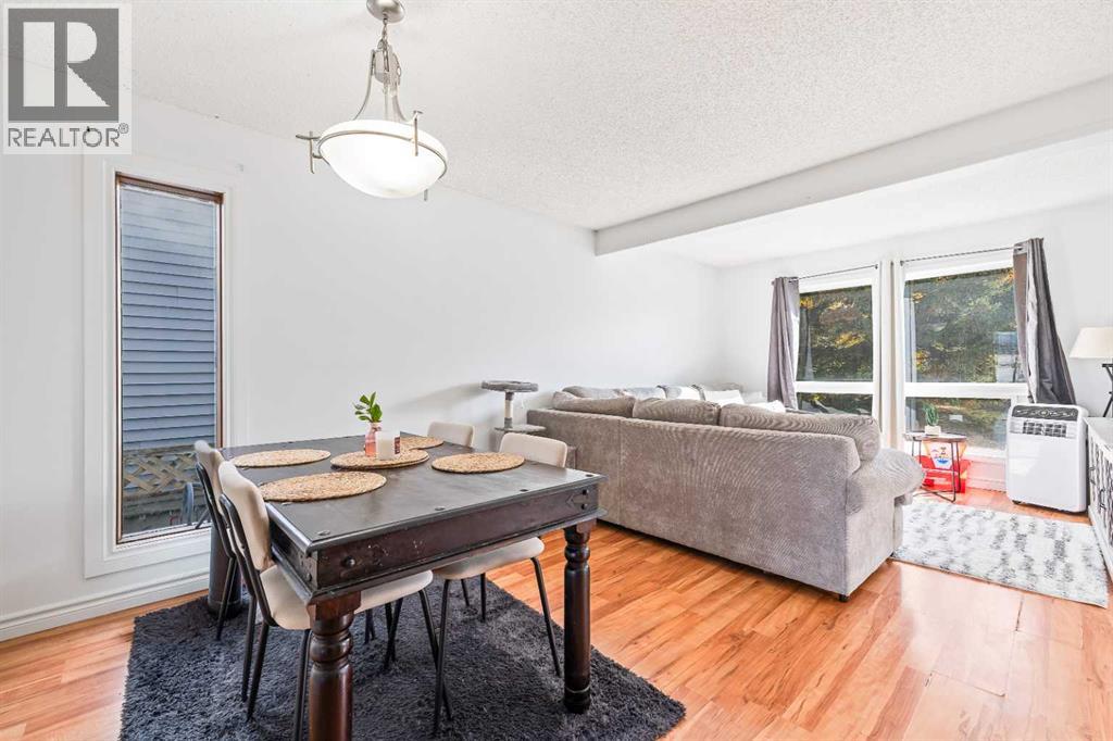 70 Dovercliffe Way, Calgary, Alberta  t2b 2c6 - Photo 14 - A2350478