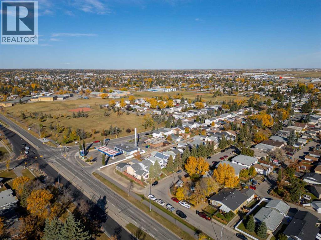 70 Dovercliffe Way, Calgary, Alberta  t2b 2c6 - Photo 36 - A2350478