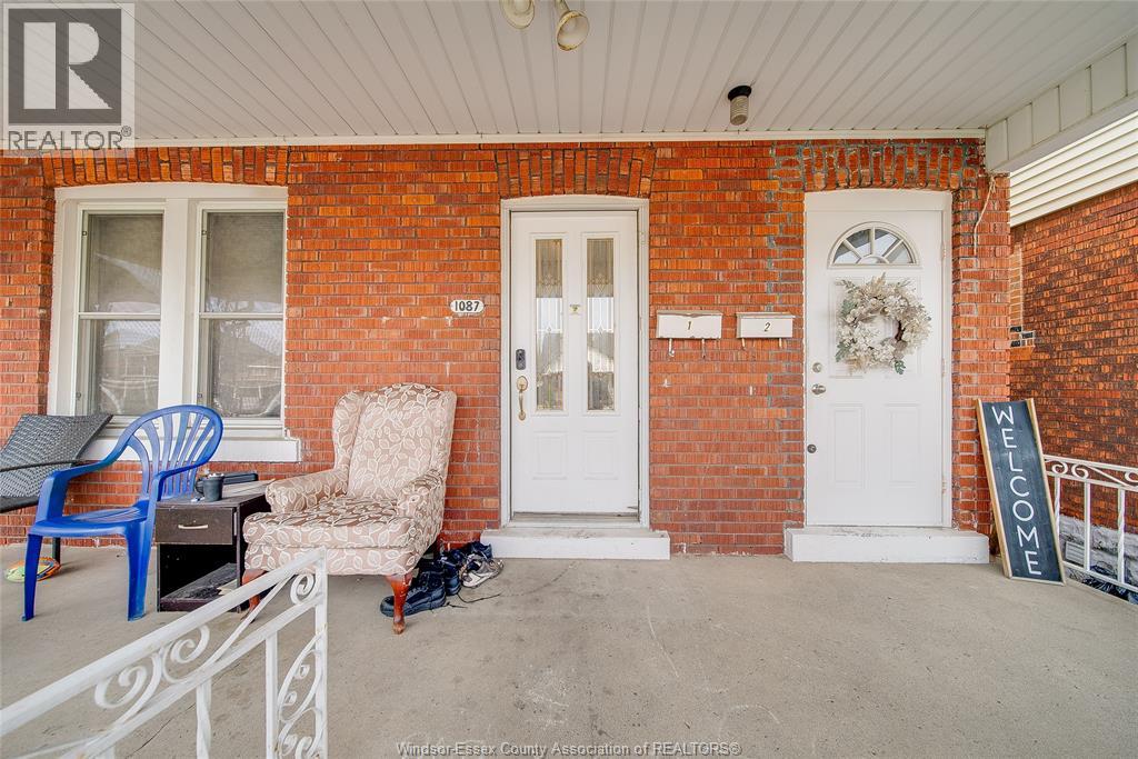 1087 Marentette, Windsor, Ontario  N9A 2A4 - Photo 2 - 26025023