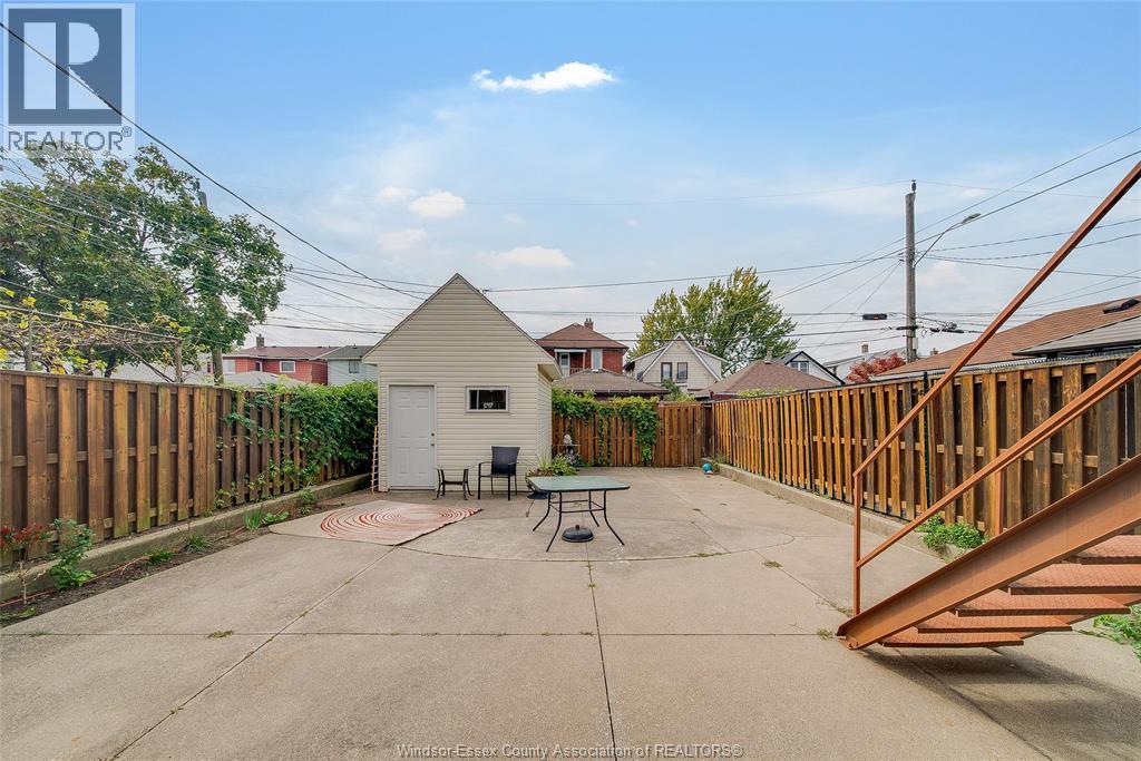 1087 Marentette, Windsor, Ontario  N9A 2A4 - Photo 33 - 26025023
