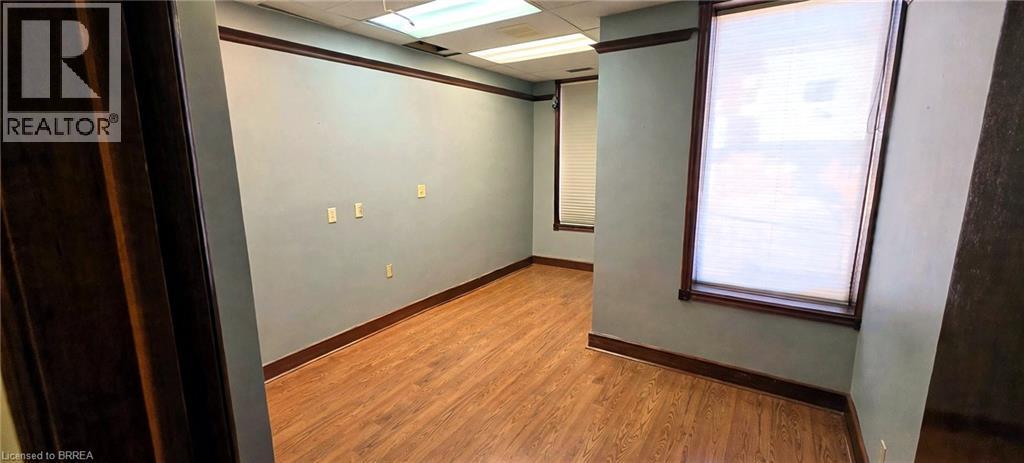 129-131 Market Street, Brantford, Ontario  N3T 2Z9 - Photo 8 - 40869687