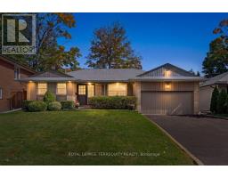 21 GREENCOAT ROAD, Toronto, Ontario