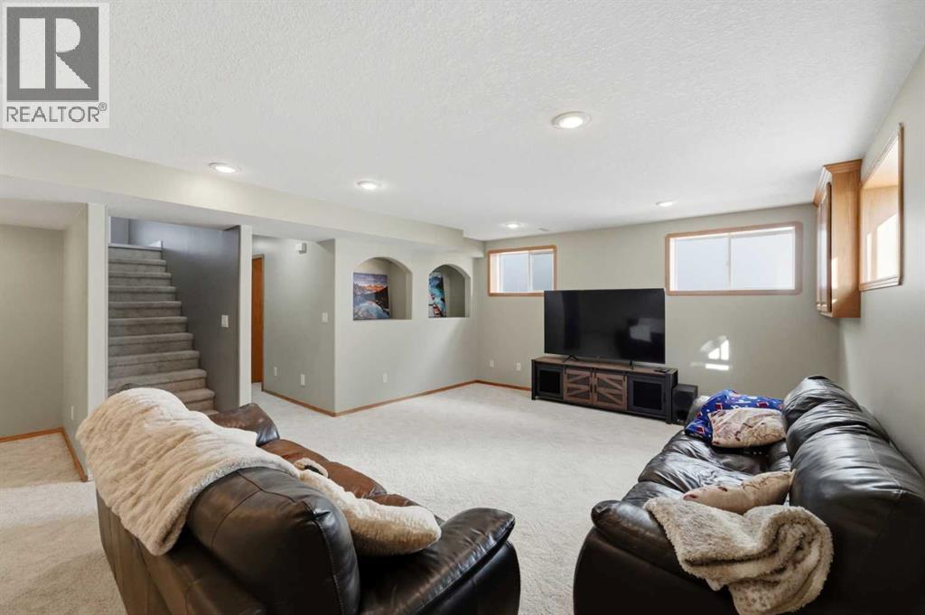 123 Robinson Crescent