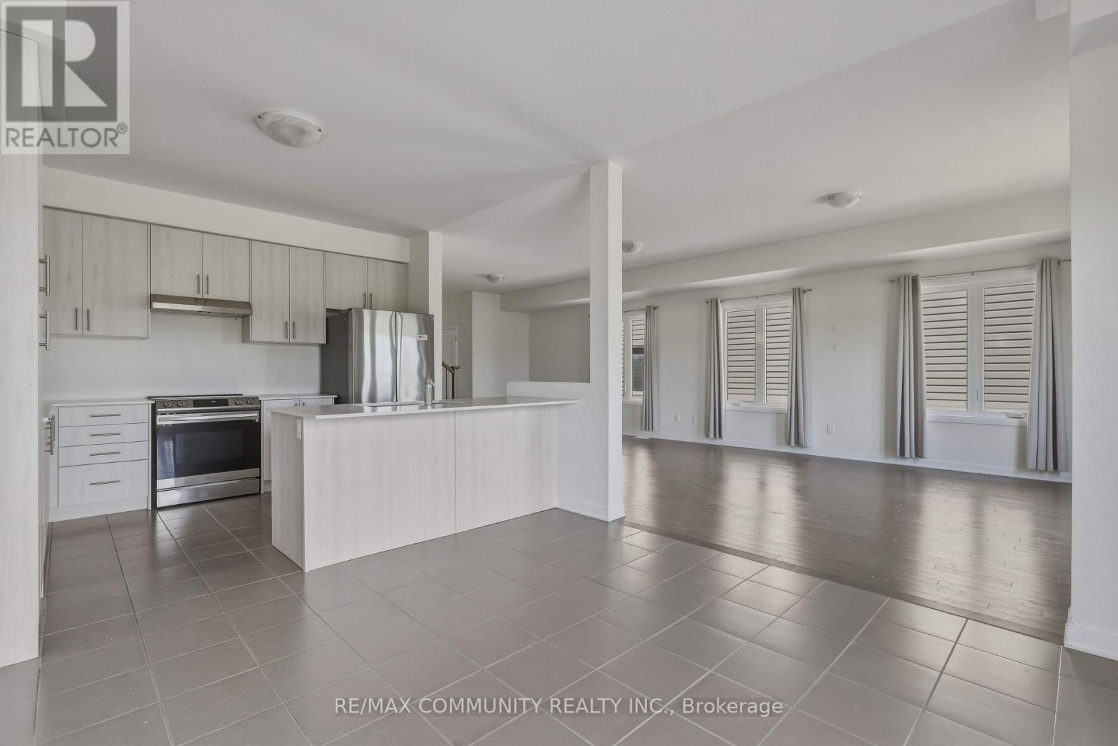 110 Oakmont Drive, Loyalist, Ontario  K0H 1G0 - Photo 12 - X14030460