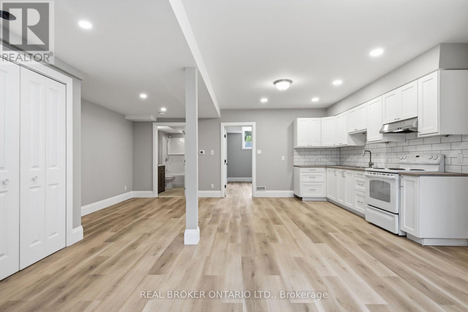 296 St Ann Avenue, Wilmot, Ontario  N0B 2L0 - Photo 7 - X14030492