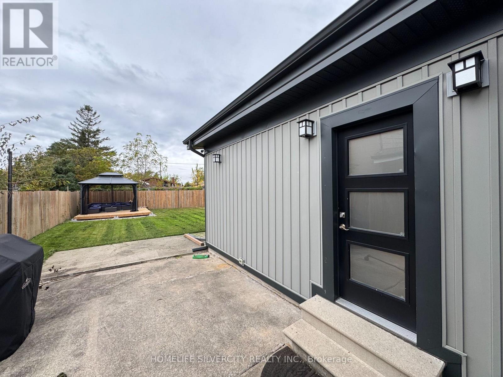 7413 Jordan Avenue, Niagara Falls, Ontario  L2G 5N3 - Photo 4 - X13878968