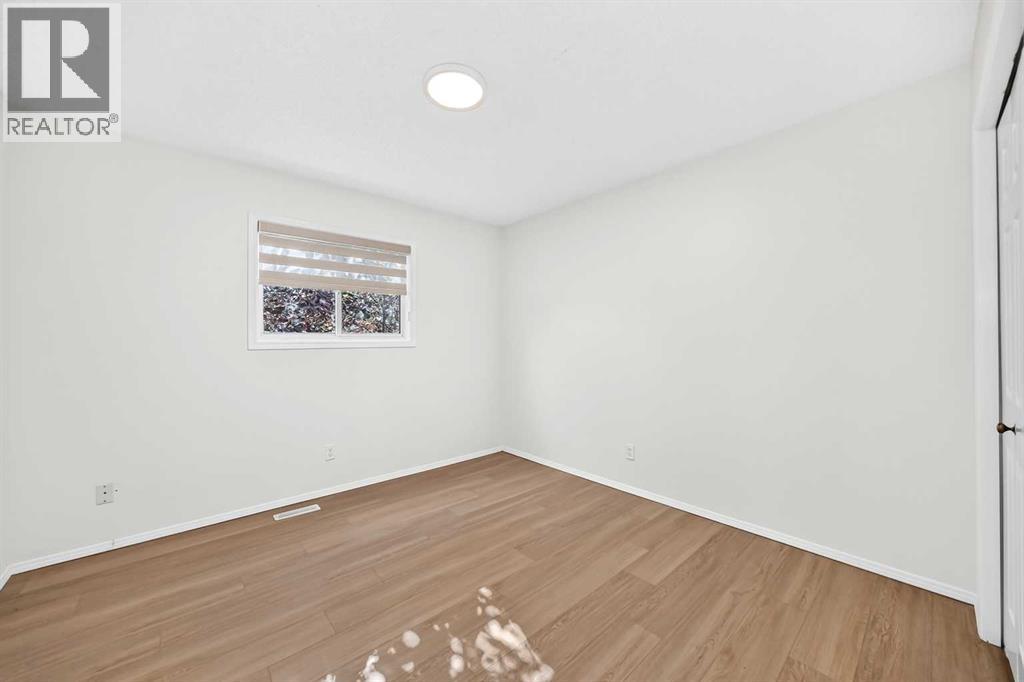 355 Millrise Drive SW, Calgary, Alberta  T2Y 2C7 - Photo 36 - A2348074
