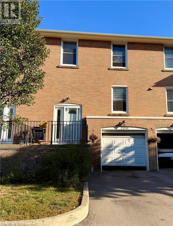 2209 MOUNTAIN GROVE Avenue Unit# 14, Burlington, Ontario