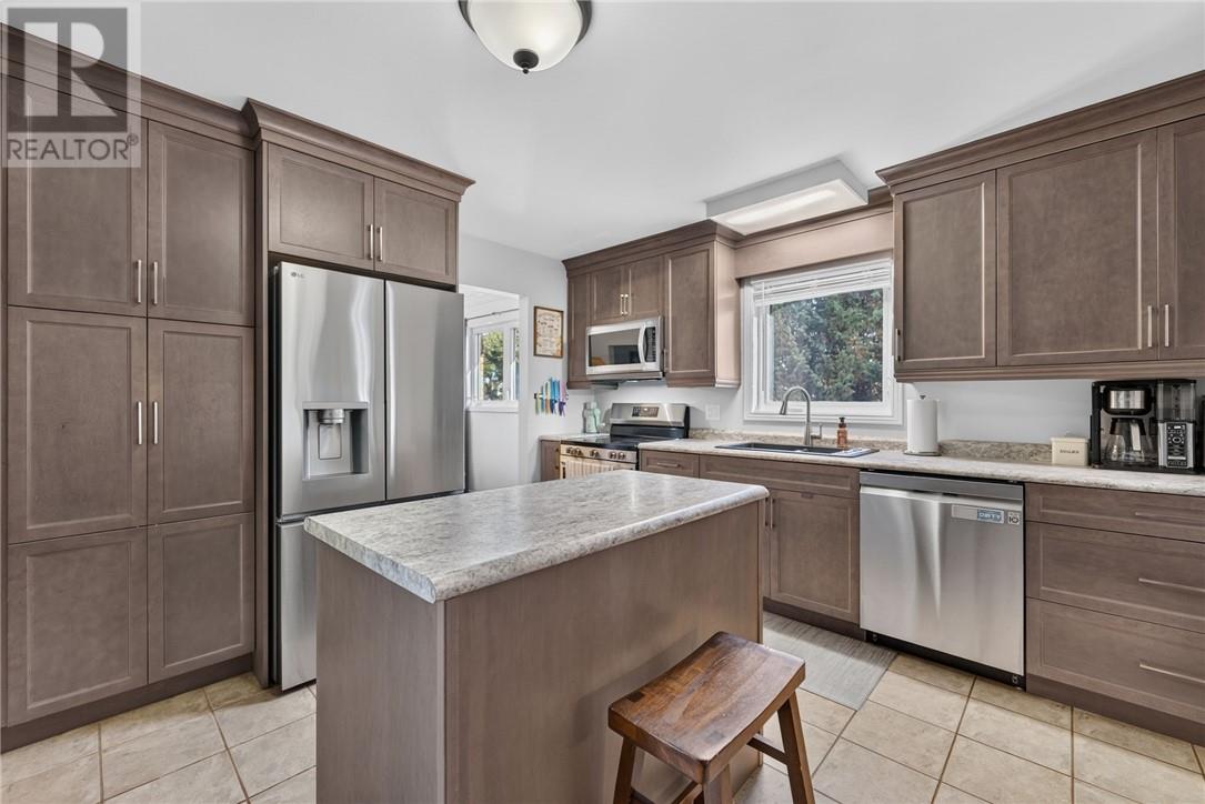 1785 Graywood Drive, Sudbury, Ontario  P3A 5S5 - Photo 6 - 2130840