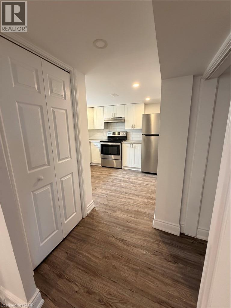 246 East 27th Street, Hamilton, Ontario  L8V 3G4 - Photo 5 - 40868393