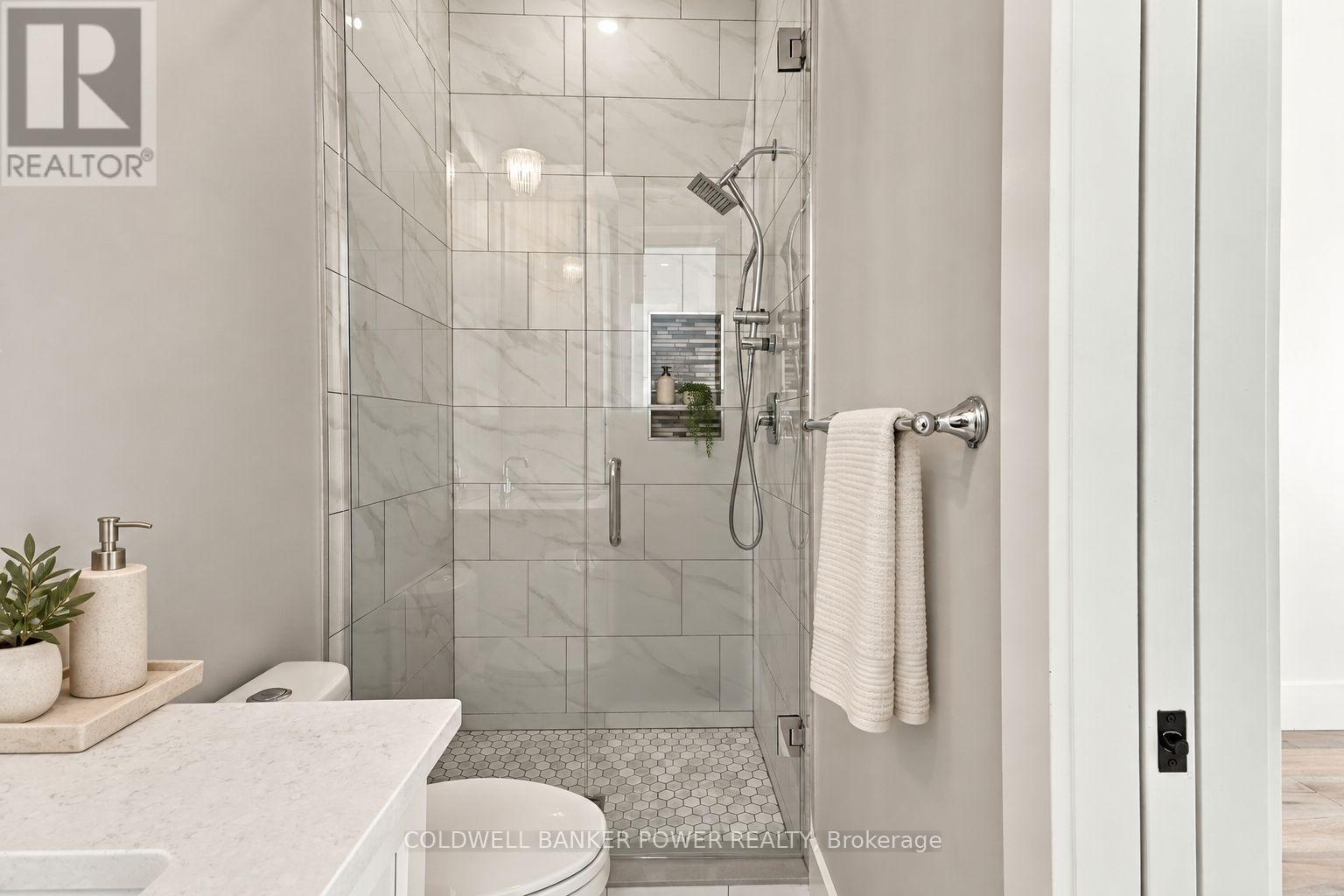 1326 Birchwood Drive, London South, Ontario  N6K 5C2 - Photo 6 - X14030614