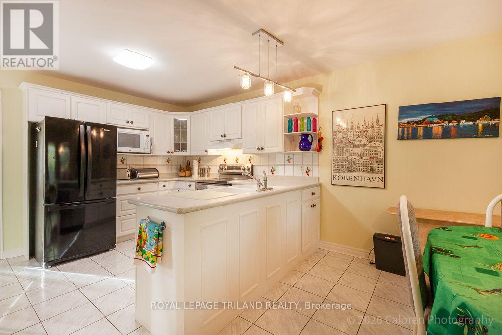 90 Chestnut Court, London South, Ontario  N6K 4J5 - Photo 18 - X14030638