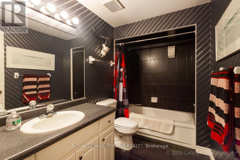 90 Chestnut Court, London South, Ontario  N6K 4J5 - Photo 41 - X14030638