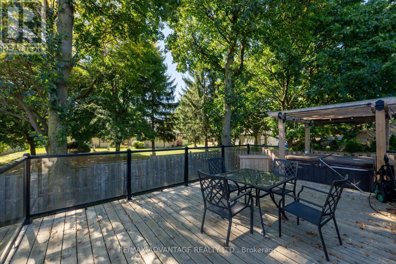 126 Mountainview Crescent, London South, Ontario  N6J 4N1 - Photo 23 - X14030850