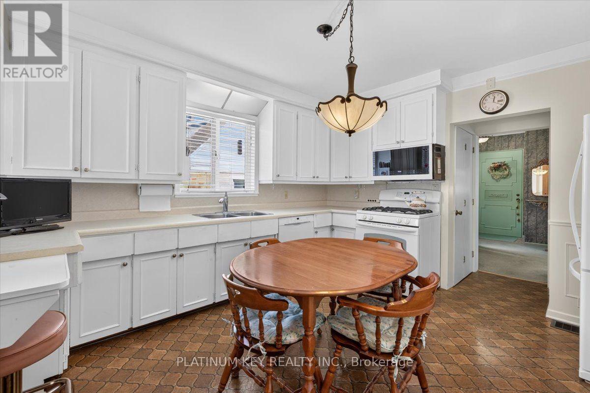 14 Foster Avenue, London North, Ontario  N6H 2K6 - Photo 6 - X14030874