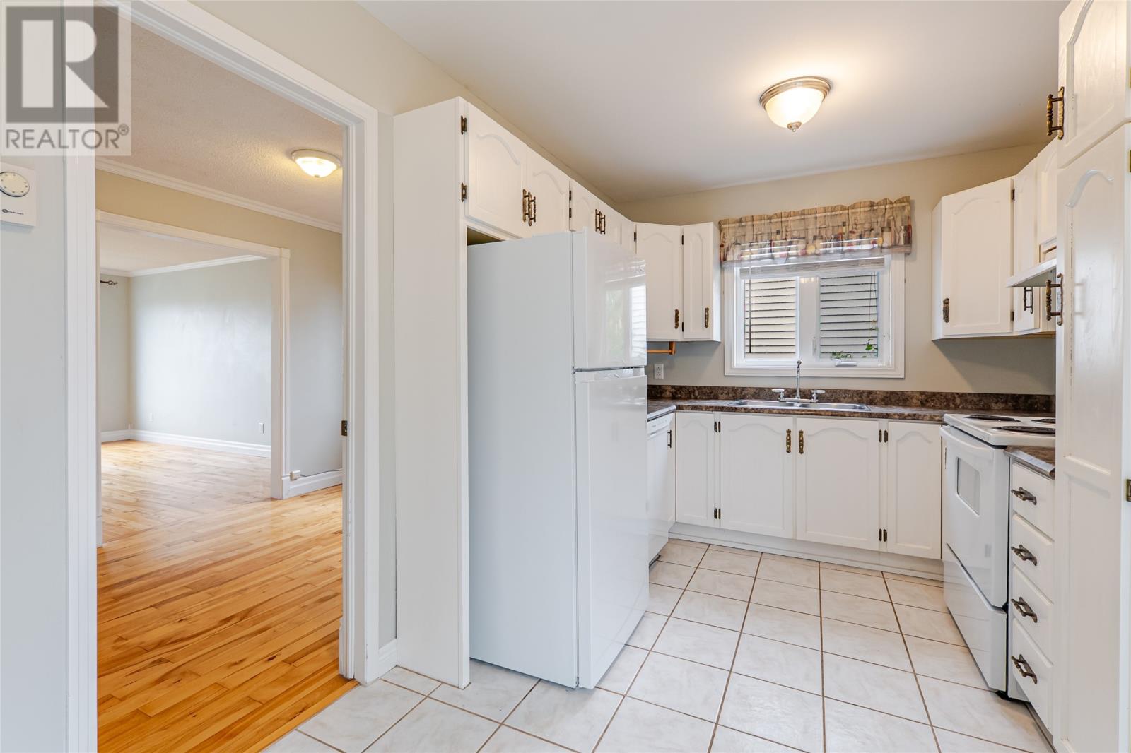 4 McGrath Crescent, Mount Pearl — photo 17