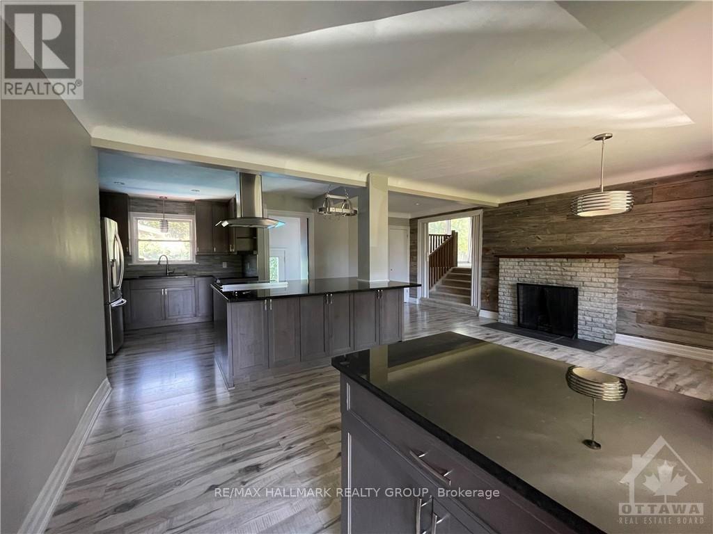 38 Capilano Drive, Ottawa, Ontario K2E 6G4 - Photo 2 - X14030628