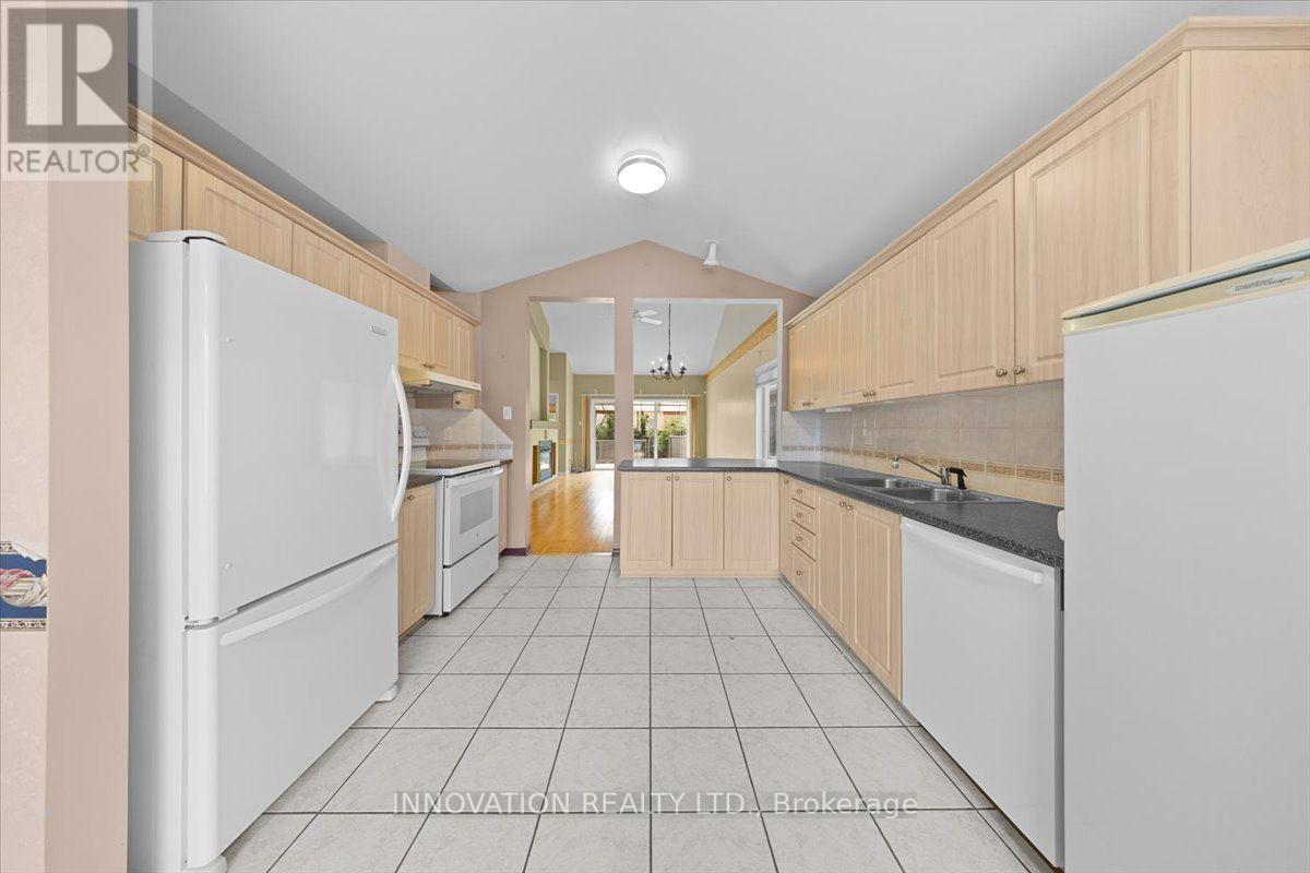 16 Jack Aaron Drive, Ottawa, Ontario  K2G 6L4 - Photo 12 - X14030636