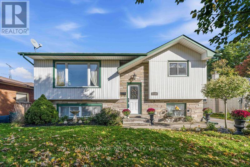 22 Jennifer Court, Welland, Ontario  L3C 6H8 - Photo 3 - X14030688