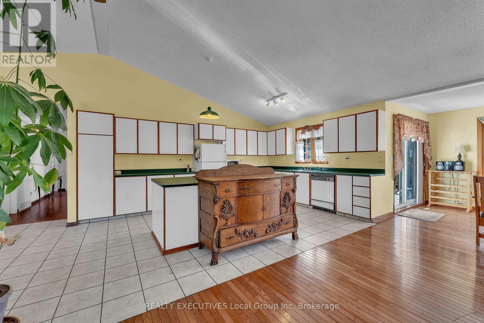 1702 South Shore Road, Chisholm, Ontario  P0H 1B0 - Photo 21 - X14030838
