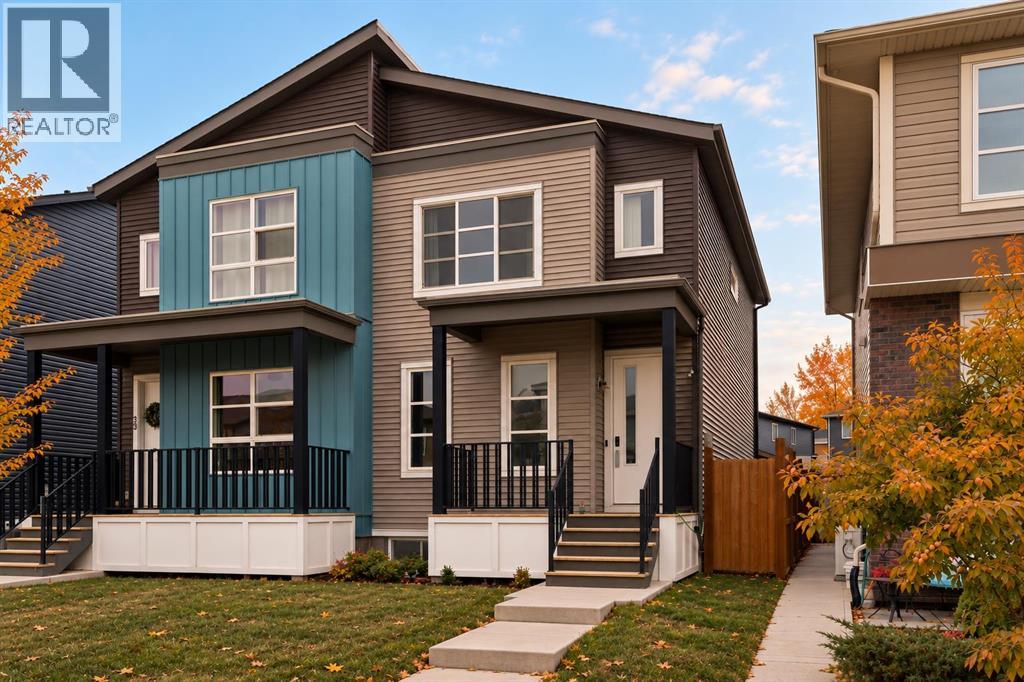 39 Howse Rise NE