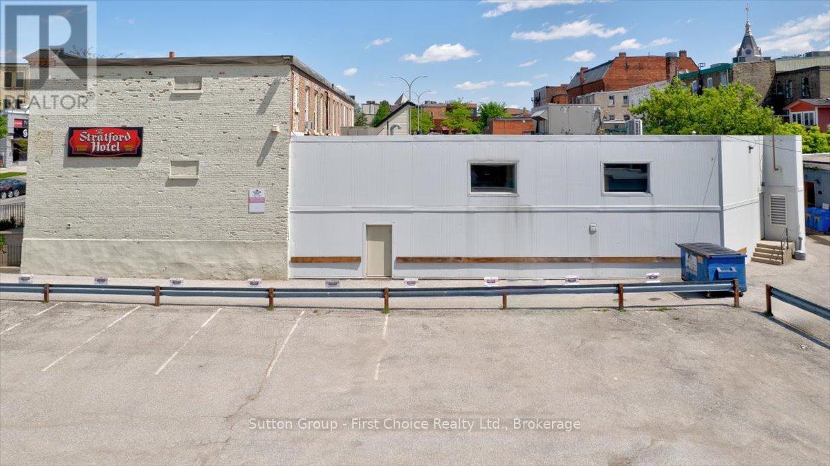 Rear - 107 Erie Street, Stratford, Ontario  N5A 2M5 - Photo 40 - X14030592
